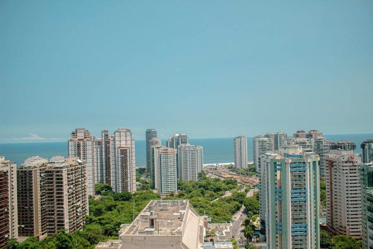Apto Completo Na Barra Da Tijuca *