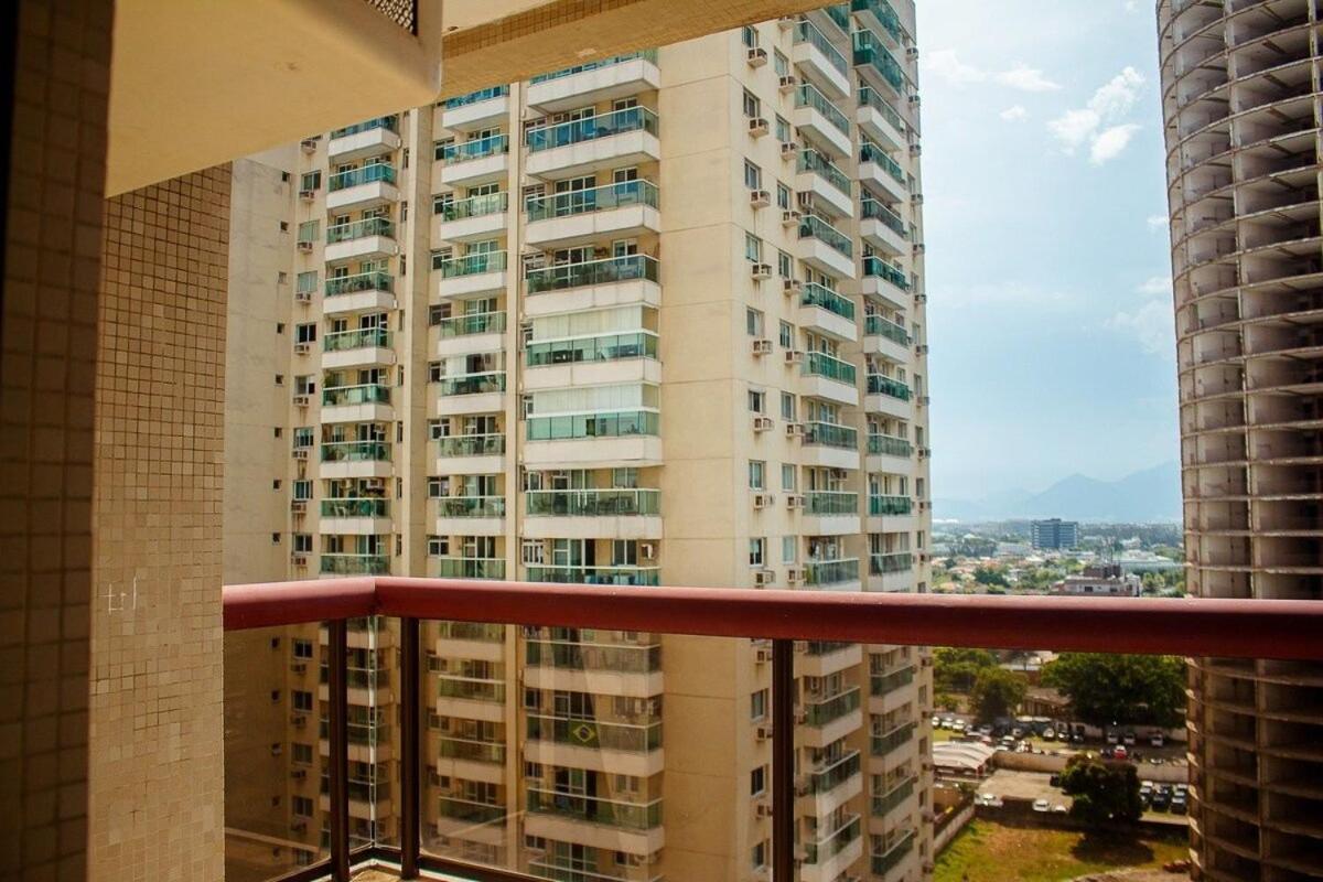 Apto Completo Na Barra Da Tijuca